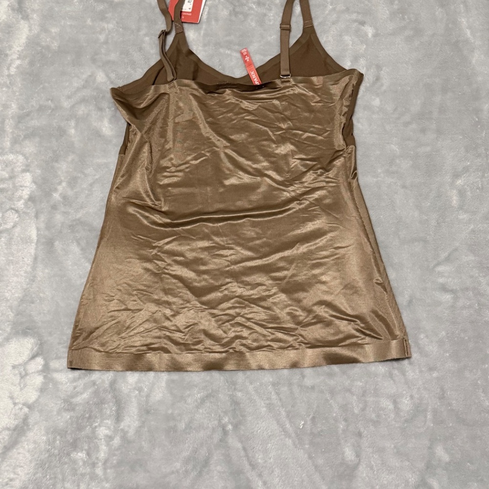 SPANXshape™ Invisible Cami - Picture 3 of 5